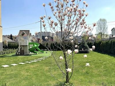 квартира за адресою Садова вул., 1б