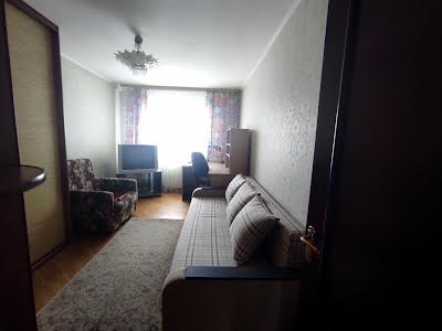 квартира за адресою Свободи просп., 30А