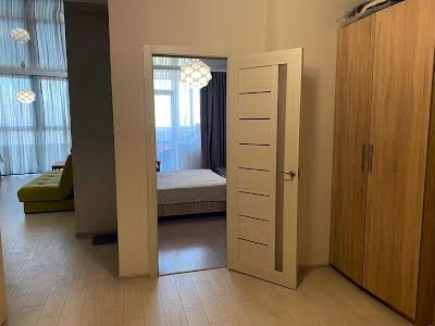 квартира по адресу Киев, Драгоманова ул., 2-Б