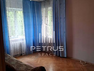 квартира по адресу Строителей ул., 4-А