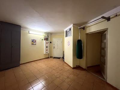 квартира за адресою Урлівська вул., 30