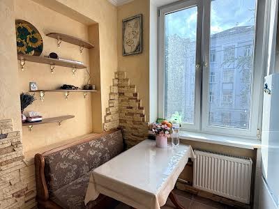 квартира по адресу Освіти ул., 8/1