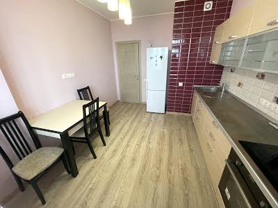 квартира по адресу Авиаконструктора Игоря Сикорского ул. (Танковая), 1-Б