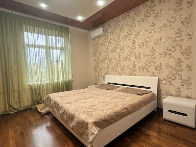 квартира за адресою Велика Васильківська вул. (Червоноармійська), 71