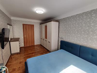 квартира за адресою Верховної Ради бульв., 22-Б