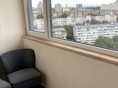 квартира за адресою Євгена Коновальця вул. (Щорса), 34-А