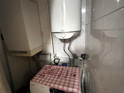 будинок за адресою Київ, Анатолія Лупиноса вул. (Горького)