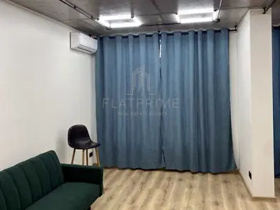 квартира по адресу Любомира Гузара просп. (Космонавта Комарова), 15а