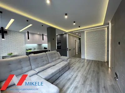 квартира за адресою Регенераторна вул., 4