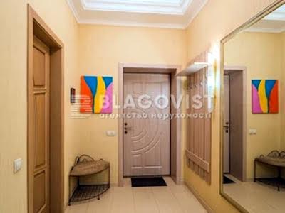квартира за адресою Старонаводницька вул., 6-Б