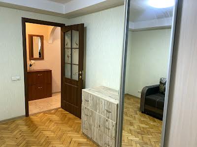 квартира за адресою Сергія Набоки пл., 2