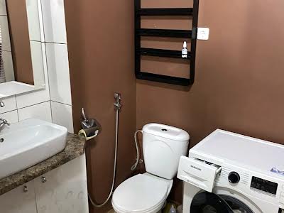 квартира за адресою Придорожна вул., 8