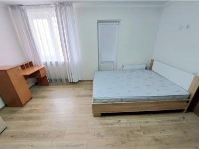 квартира по адресу с. Софиевская борщаговка, Миру ул., 40