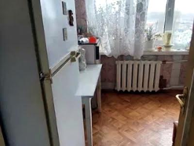 квартира за адресою Озерна вул., 28