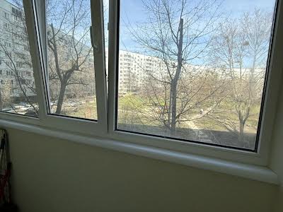 квартира за адресою Амосова вул. (Корчагінців), 5