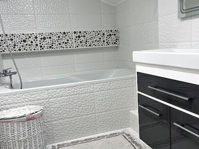 квартира за адресою Регенераторна вул., 4 к8