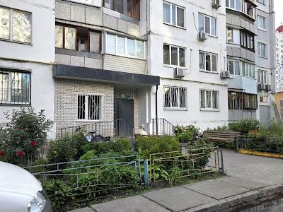 квартира по адресу Оболонский просп., 18-А