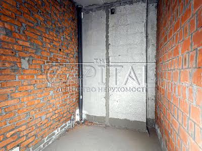 квартира за адресою Богатирська вул., 32