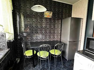 квартира за адресою Бригади Хартія вул., 49