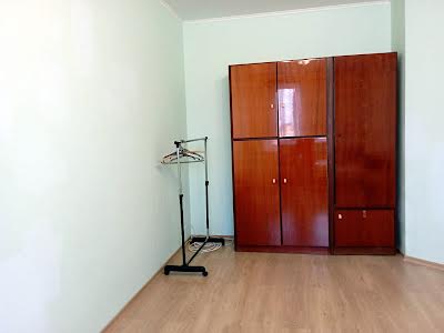 квартира за адресою Бориспільська вул., 6