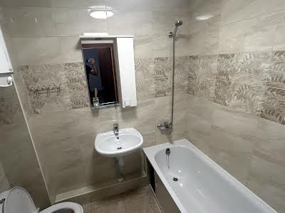 квартира за адресою Сергія Данченка вул., 1