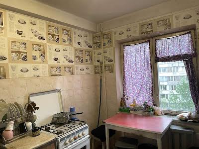 кімната за адресою Кубанської України вул. (Маршала Жукова), 37