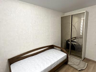 квартира за адресою Регенераторна вул., 4 к9