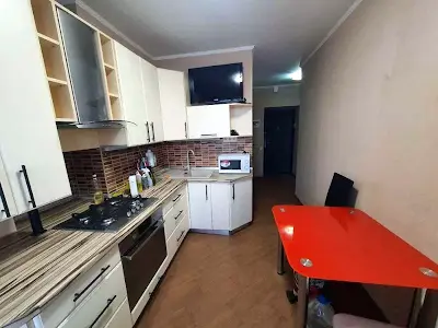 квартира за адресою с. Софіївська борщагівка, Боголюбова, 12