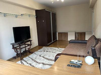 квартира за адресою Велика Васильківська вул. (Червоноармійська), 51