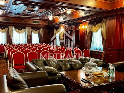 комерційна за адресою Київ, Володимирська вул., 49-А
