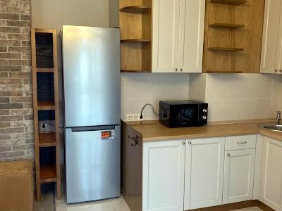 квартира за адресою Федора Ернста вул., 14