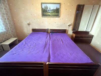 квартира по адресу Ревуцкого ул., 8