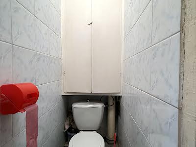 квартира за адресою Ореста Левицького вул. (Академіка Курчатова), 8