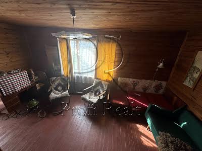 будинок за адресою 8 Озерна вулиця