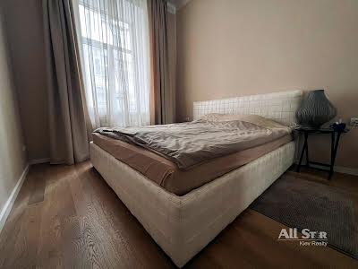 квартира за адресою Олеся Гончара вул., 30-Б