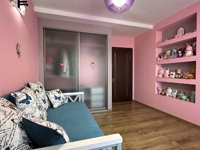 квартира за адресою Академіка Булаховського вул., 5-Д