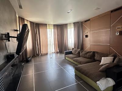 квартира за адресою Клінічна вул., 28