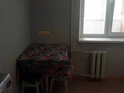 квартира за адресою Зодчих вул., 72