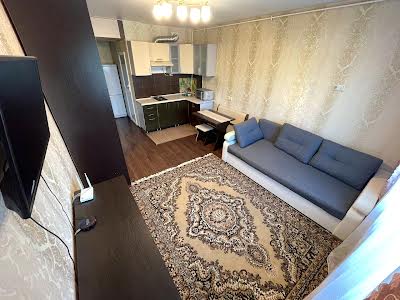 квартира по адресу Платановая ул., 82