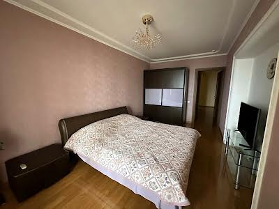 квартира по адресу Панаса Мирного ул., 28-А