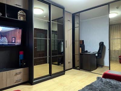 квартира за адресою Бориса Гмирі вул., 16