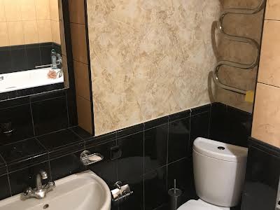 квартира по адресу Ревуцкого ул., 5