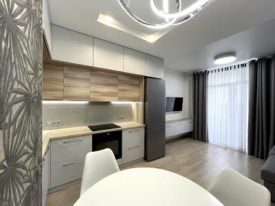 квартира за адресою Салютна вул., 2к6