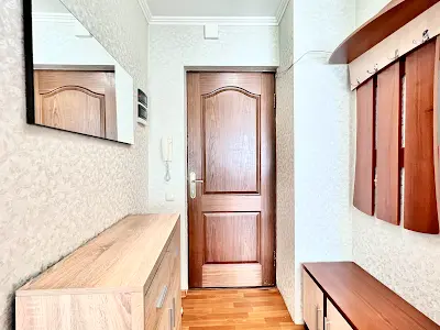 квартира за адресою Верховинна вул., 85