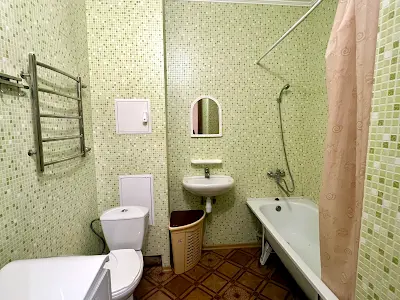 квартира за адресою Ревуцького вул., 7-В
