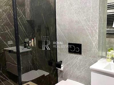 квартира за адресою Регенераторна вул., 4