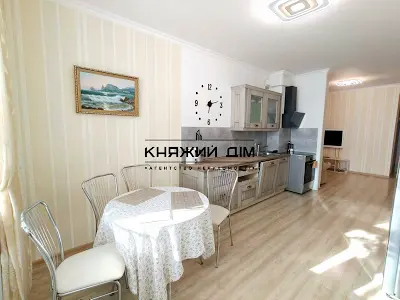 квартира за адресою Драгоманова вул., 40-Е