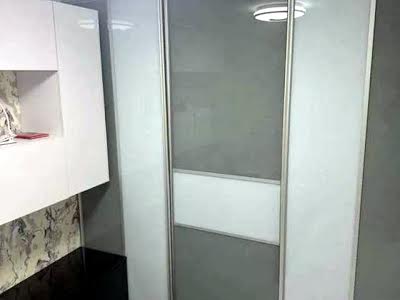 квартира за адресою Теплична вул., 38