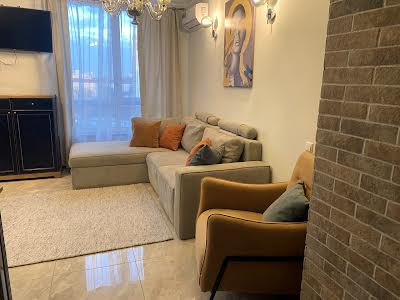 квартира за адресою Кадетський Гай вул., 10
