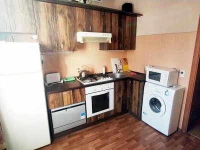 квартира за адресою Захарівська вул., 2